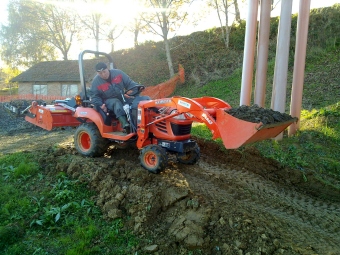 Kubota BX2350