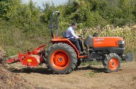 Kubota L4100